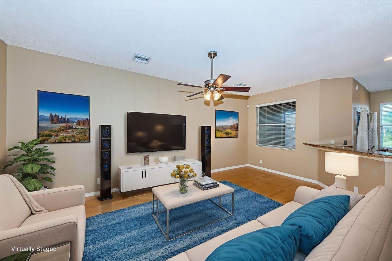 Image 6 of 41 For 605 Vallance Way Ne