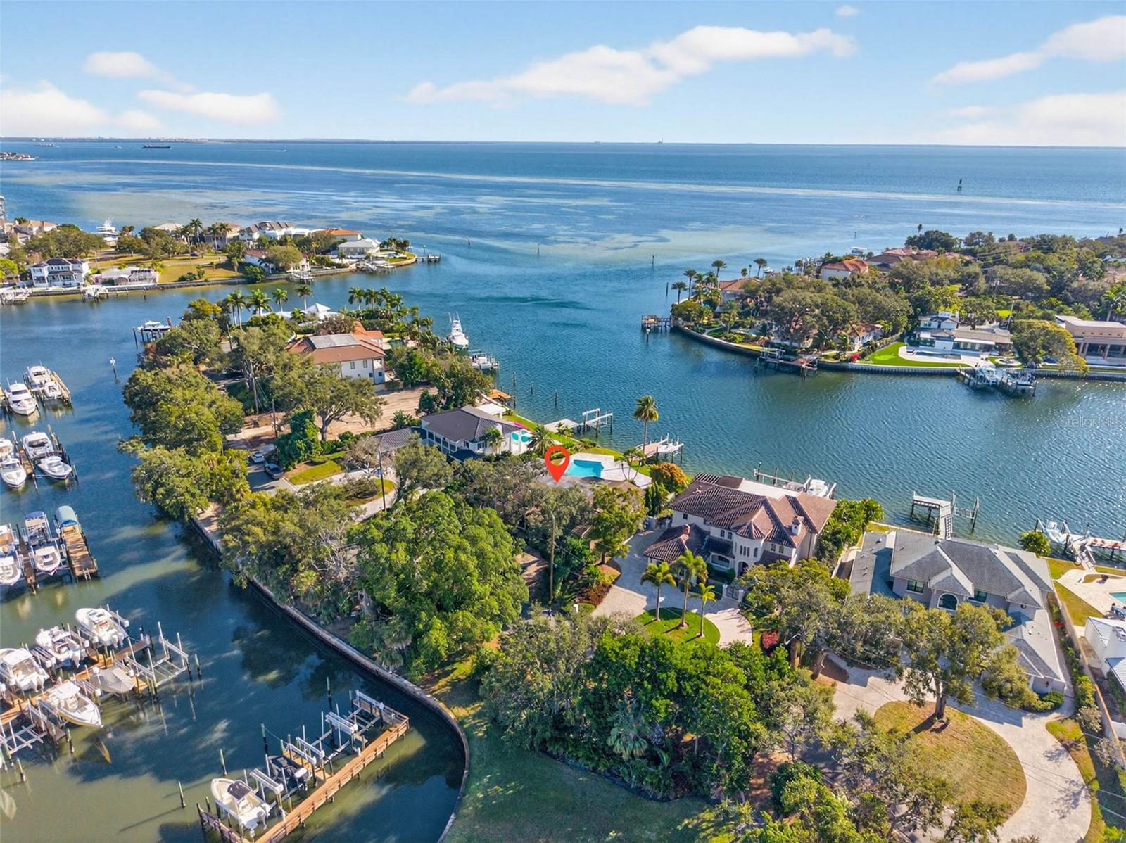 Details for 1323 Snell Harbor Drive Ne, ST PETERSBURG, FL 33704