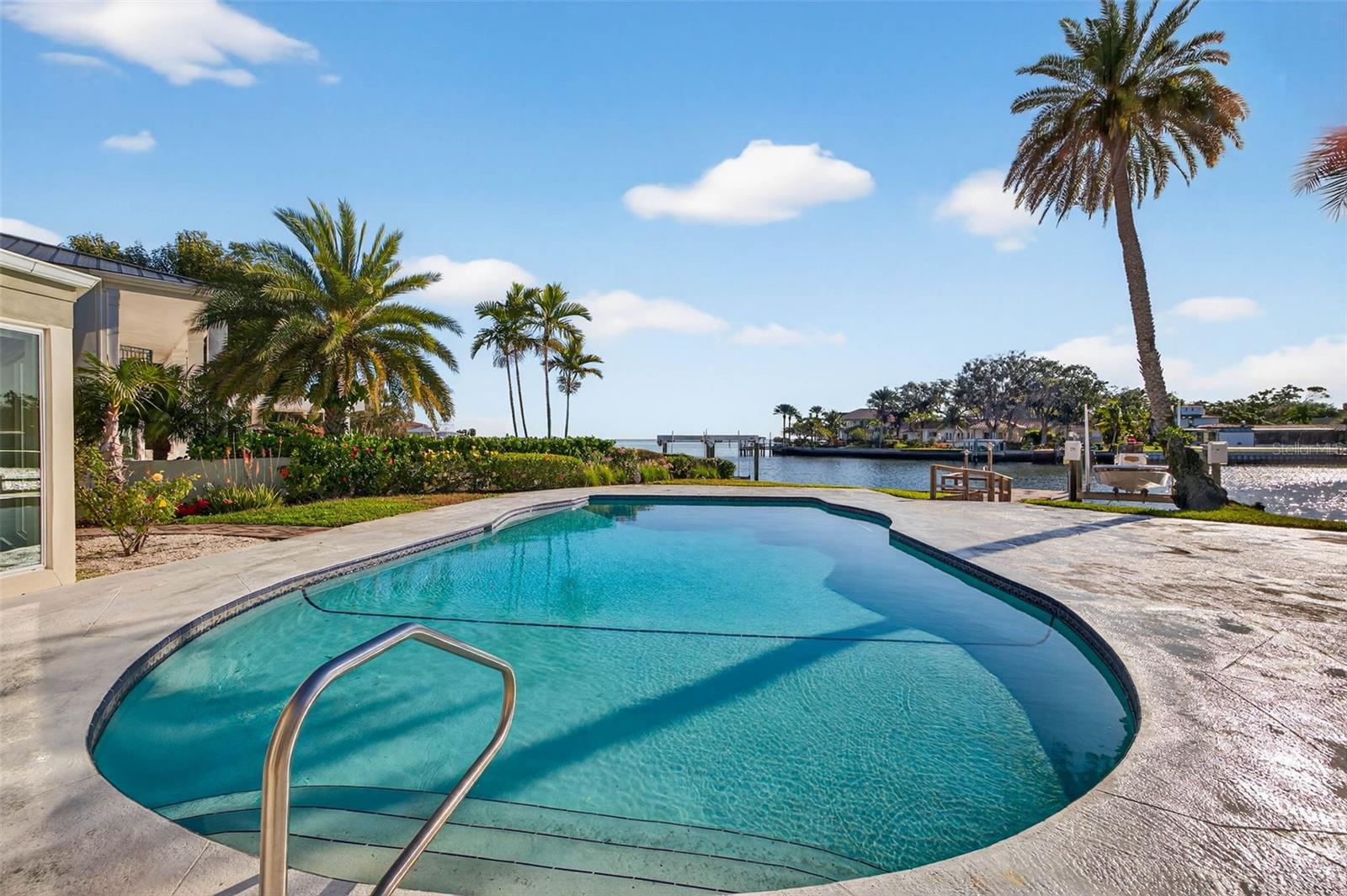 Image 17 of 33 For 1323 Snell Harbor Drive Ne