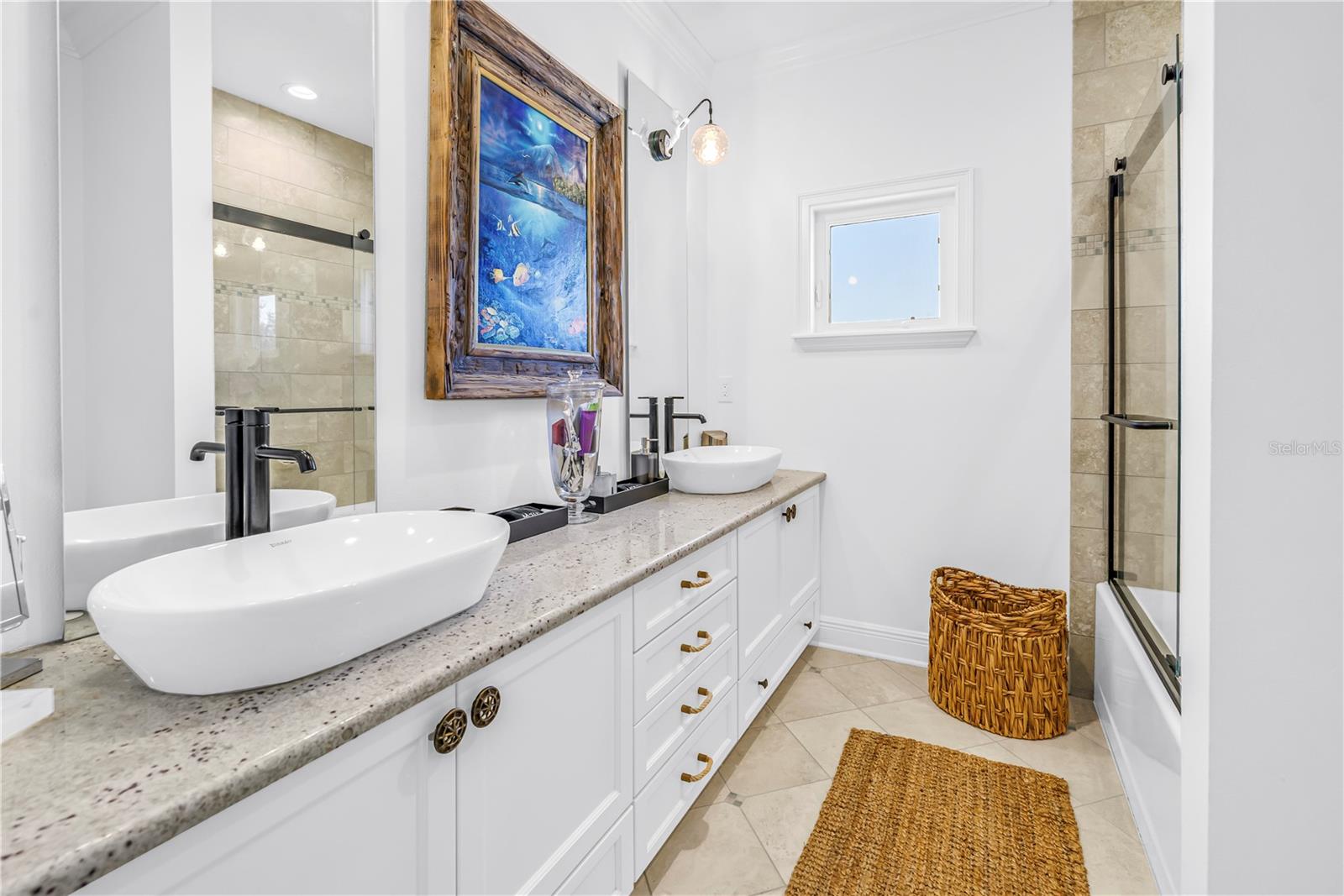 Image 40 of 55 For 145 Bay Point Drive Ne