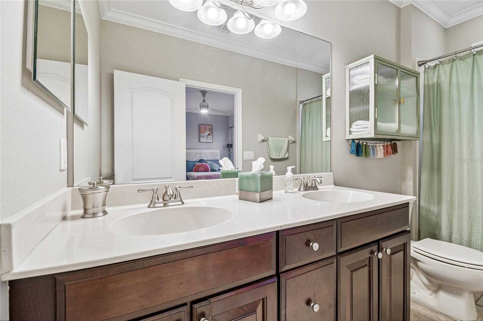 Image 29 of 63 For 14617 Tudor Chase Drive