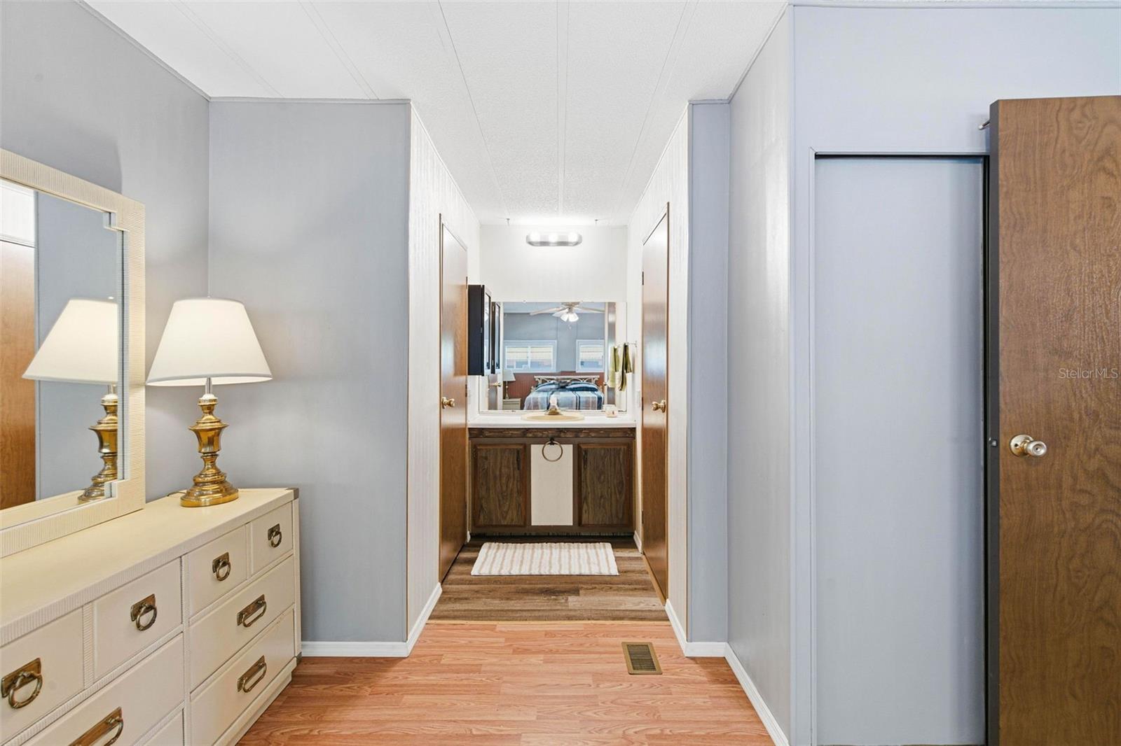 Listing photo id 26 for 39248 Us Highway 19 N 157