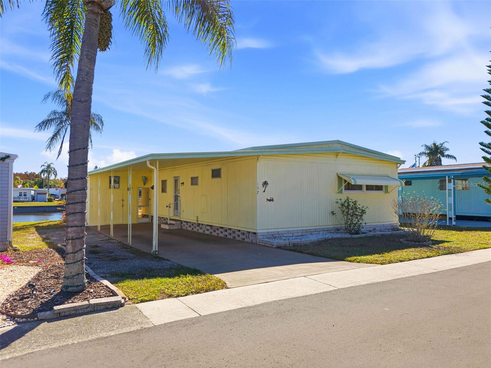 Listing photo id 34 for 39248 Us Highway 19 N 157