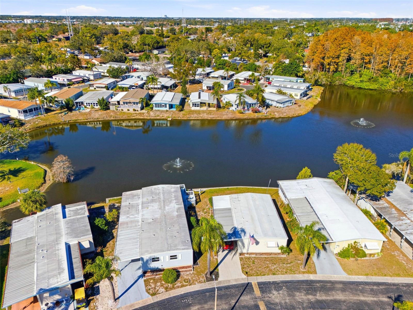 Listing photo id 41 for 39248 Us Highway 19 N 157