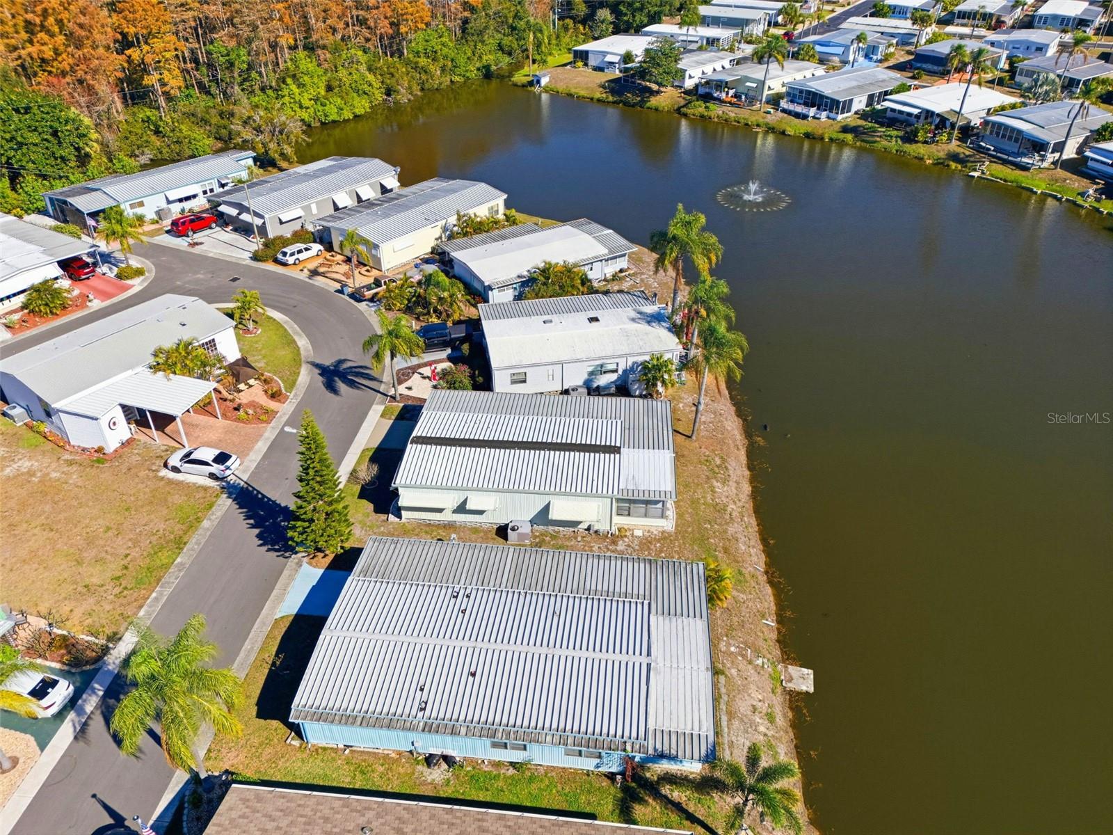 Listing photo id 43 for 39248 Us Highway 19 N 157