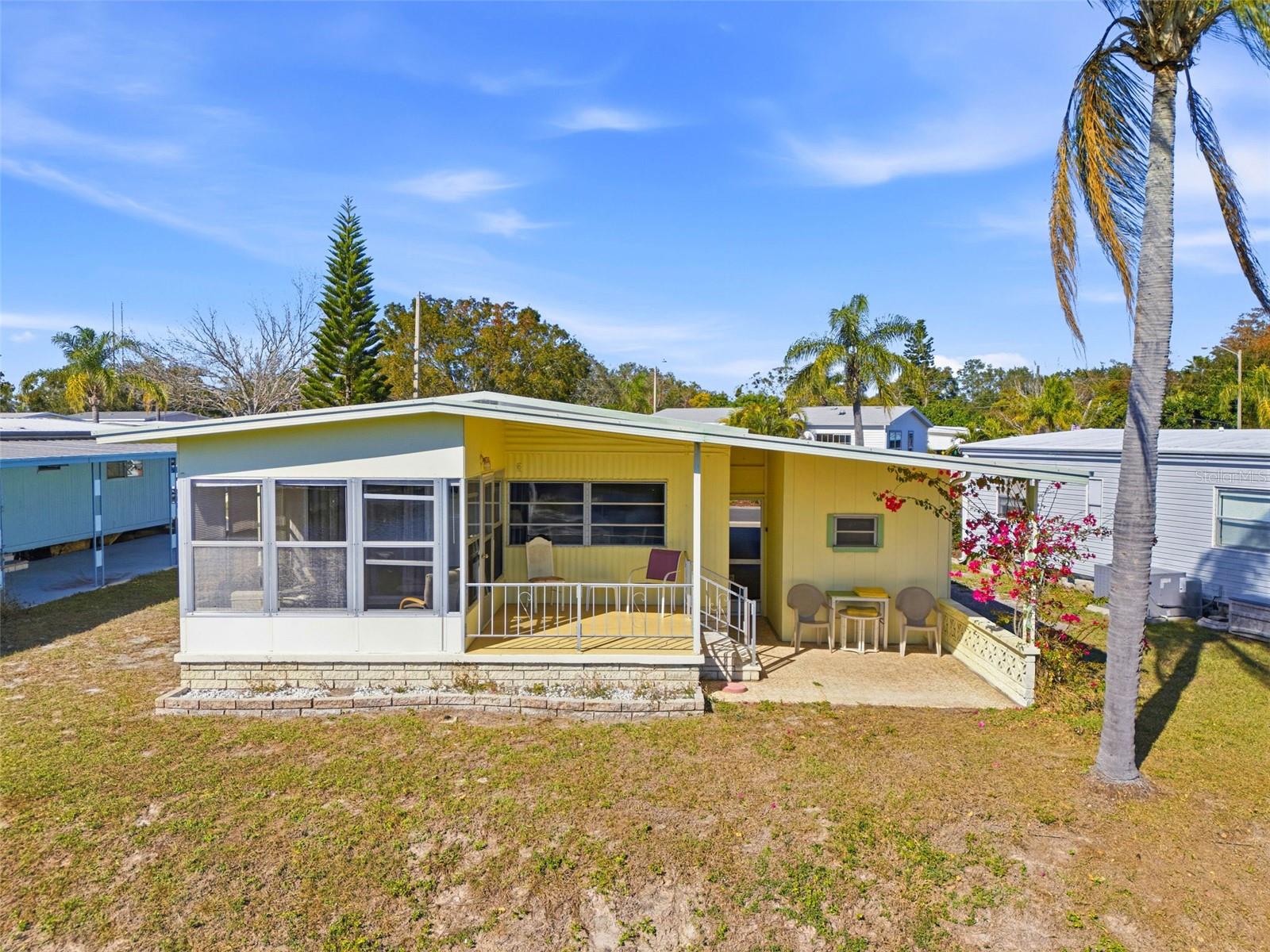 Listing photo id 45 for 39248 Us Highway 19 N 157