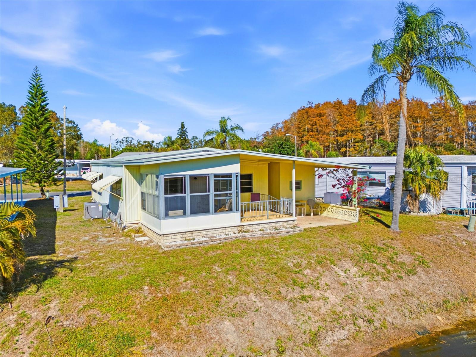 Listing photo id 47 for 39248 Us Highway 19 N 157