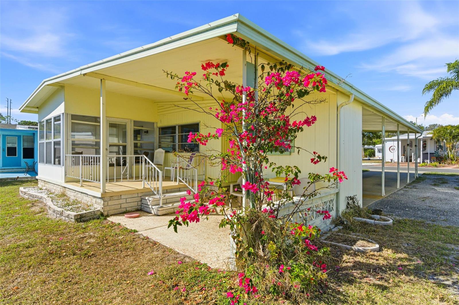 Listing photo id 3 for 39248 Us Highway 19 N 157