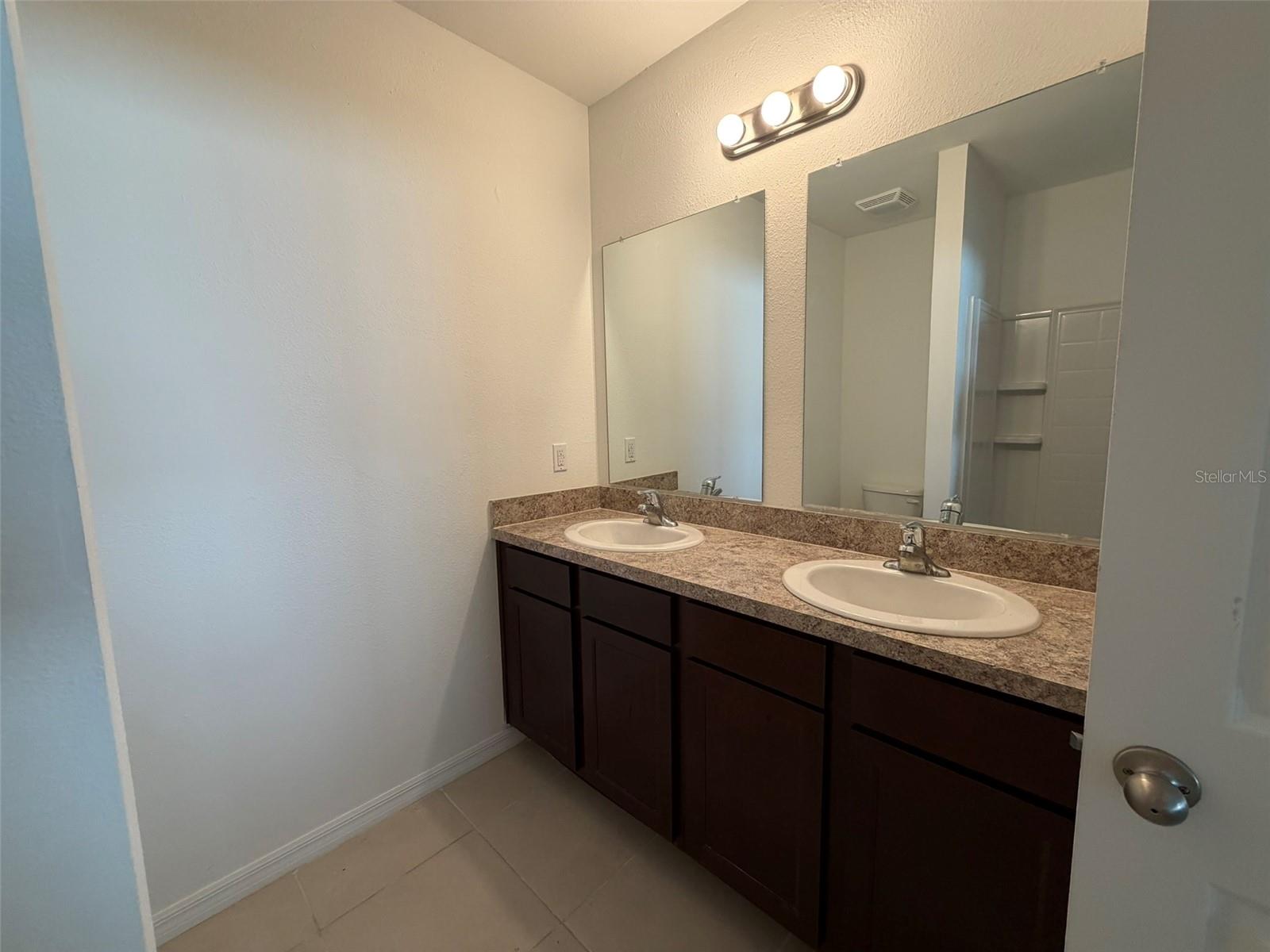 Image 9 of 20 For 10212 Hawk Storm Avenue