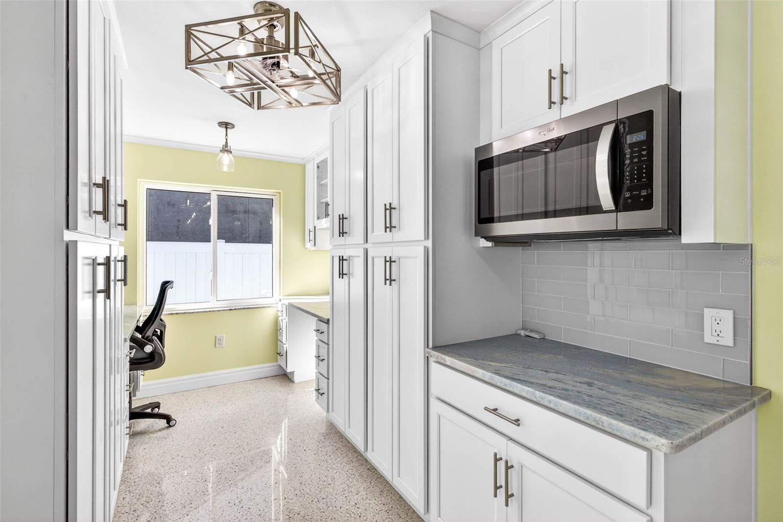 Image 10 of 37 For 4388 50th Place S