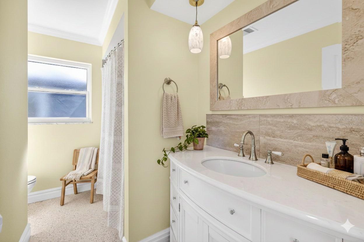 Image 19 of 37 For 4388 50th Place S