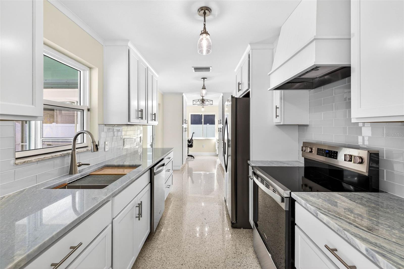 Image 9 of 37 For 4388 50th Place S