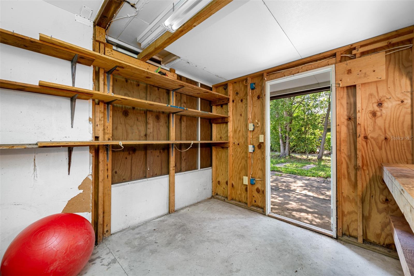 Image 30 of 58 For 9994 83rd Street