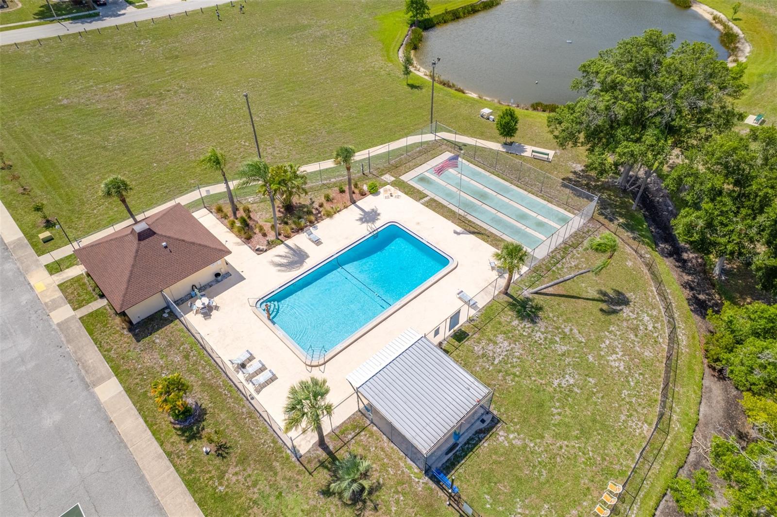 Image 40 of 58 For 9994 83rd Street