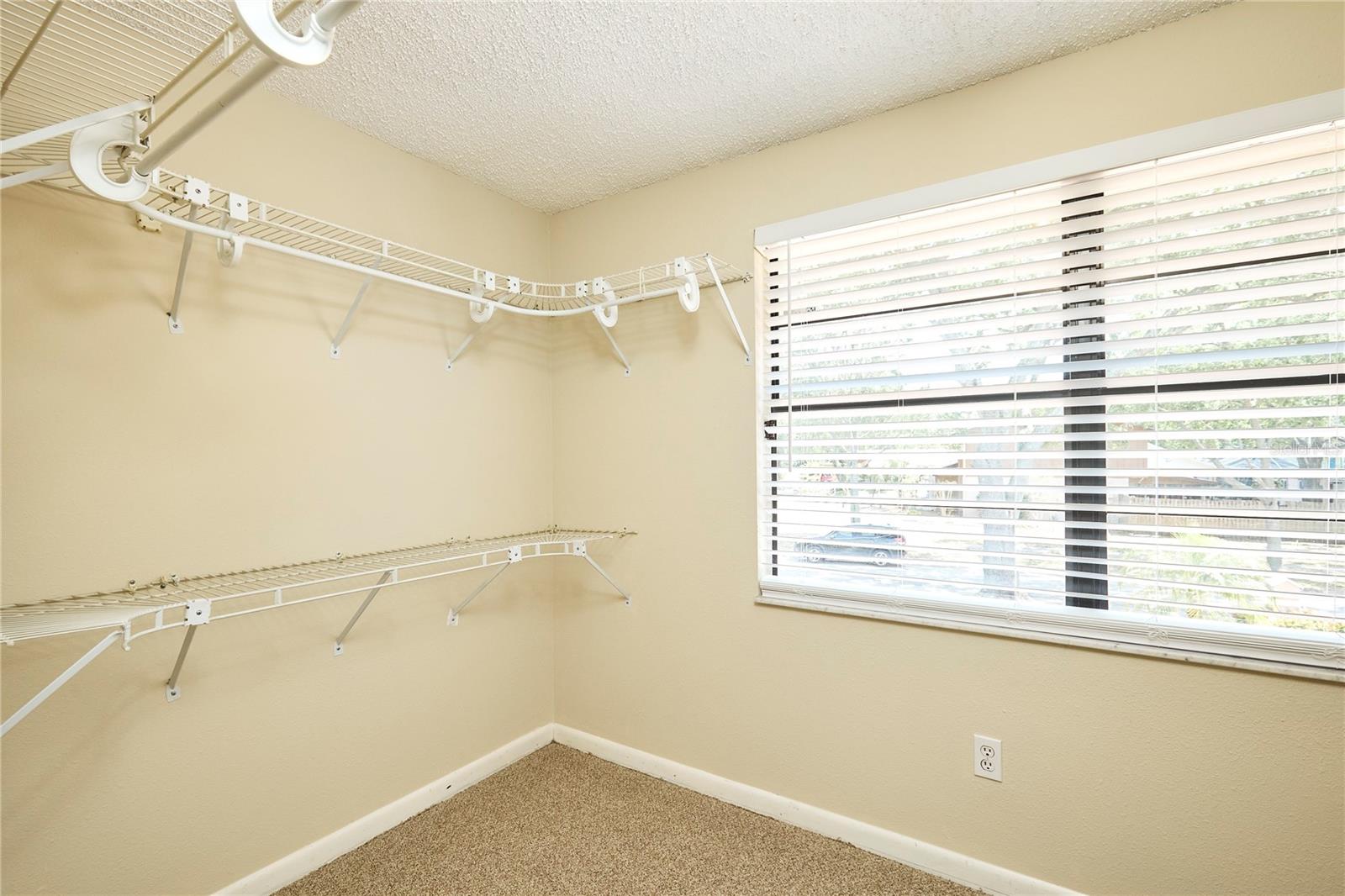 Image 22 of 55 For 3103 Taragrove Drive