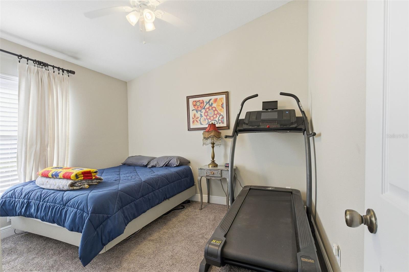 Image 31 of 48 For 391 Wood Bridge Avenue