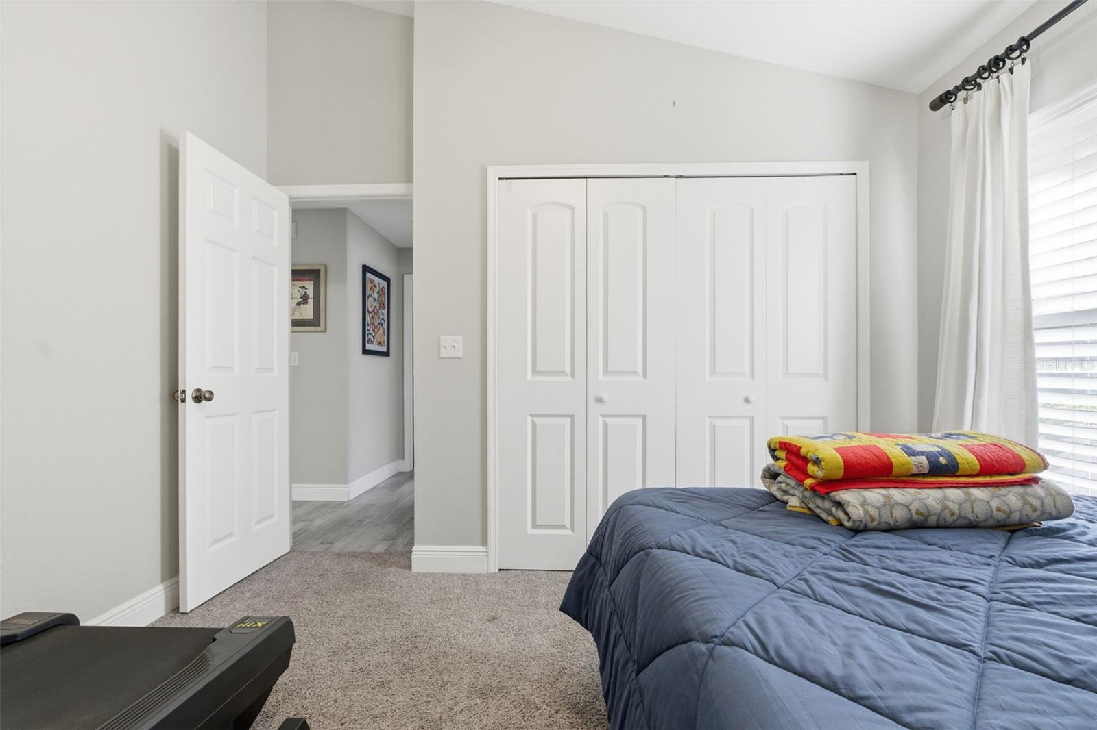 Image 32 of 48 For 391 Wood Bridge Avenue