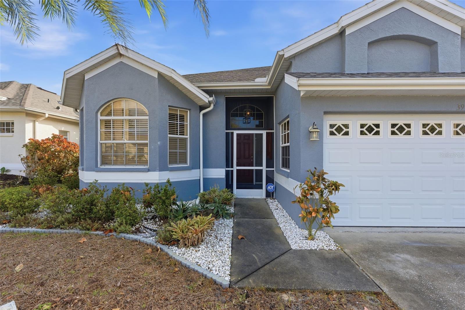 Image 5 of 48 For 391 Wood Bridge Avenue