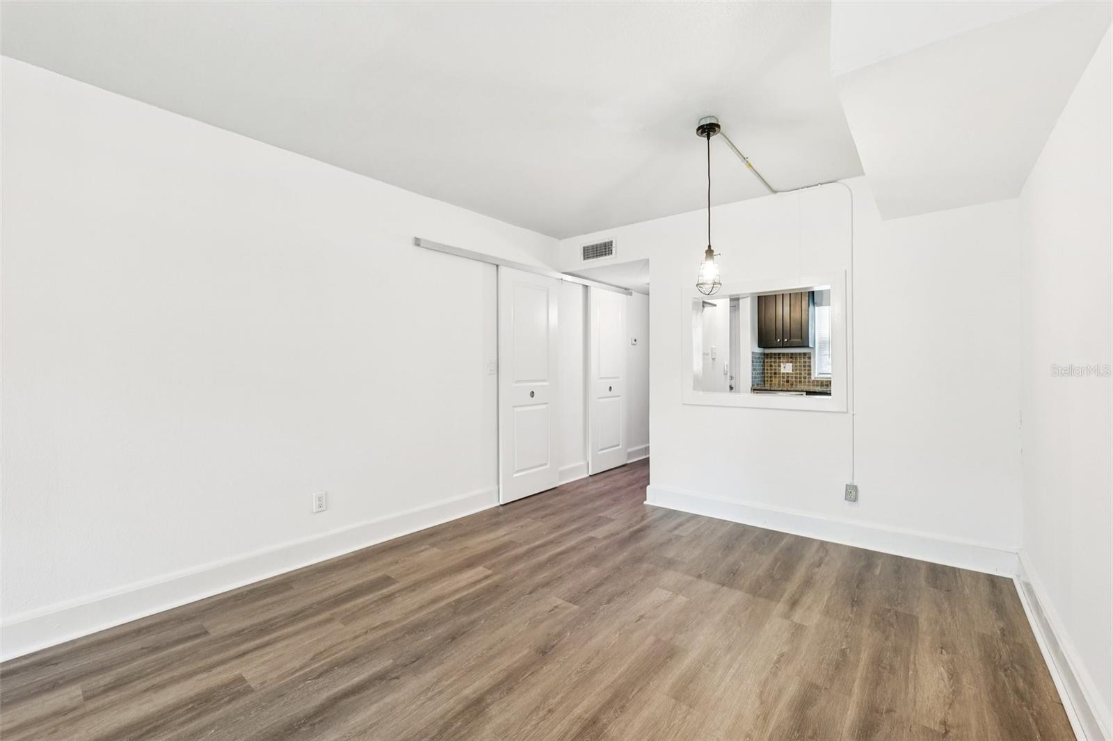 Image 10 of 31 For 2834 Somerset Park Drive