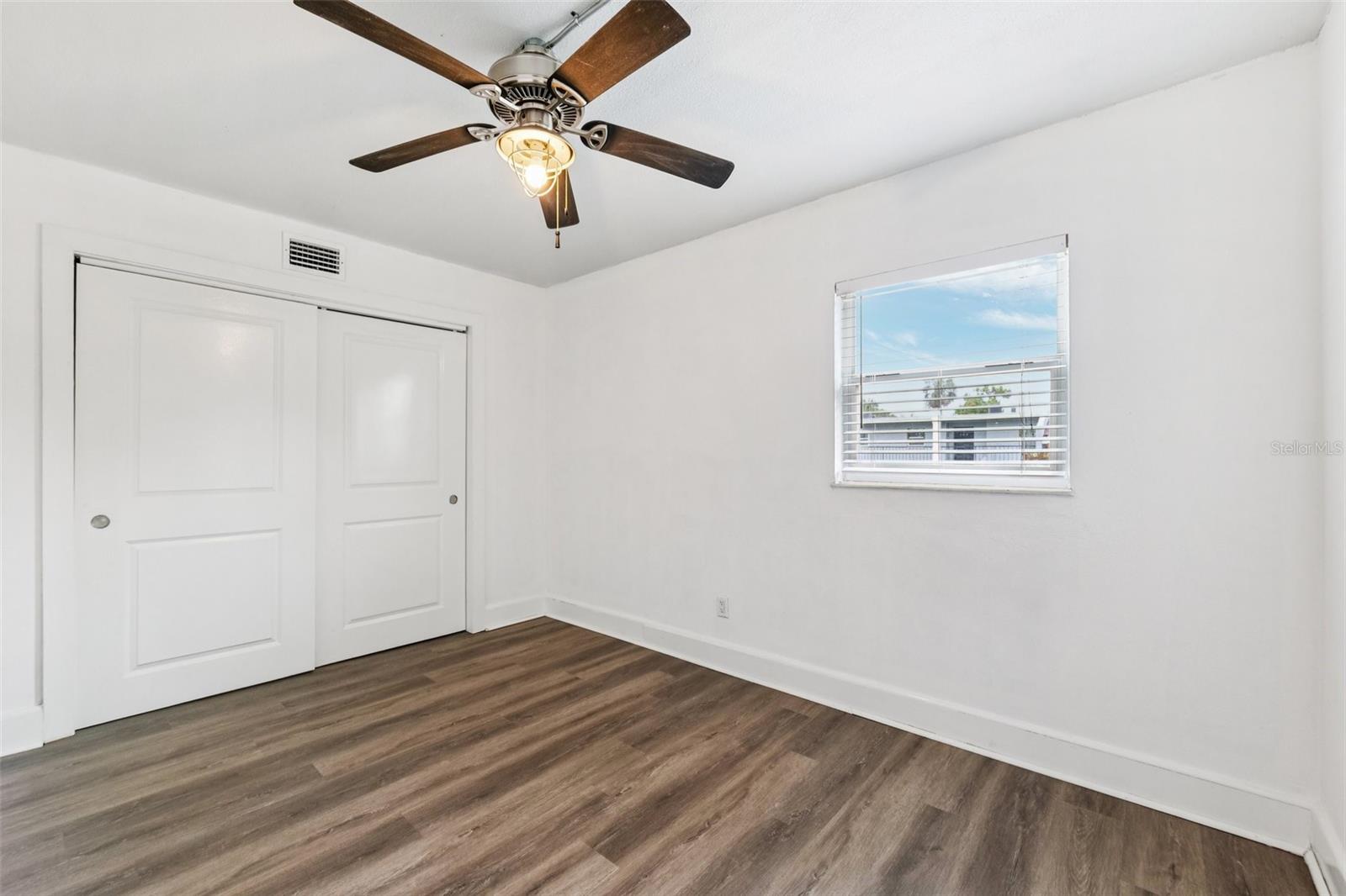 Image 14 of 31 For 2834 Somerset Park Drive