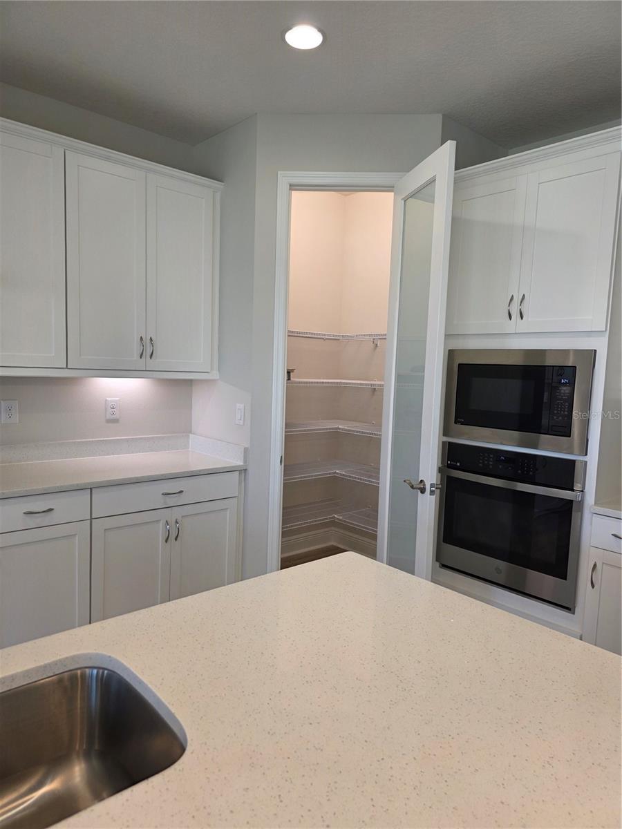 Image 18 of 56 For 13137 Wellspring Drive