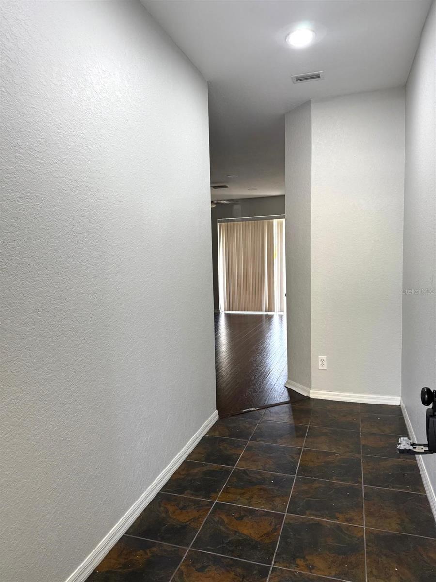 Image 5 of 38 For 11046 Winter Crest Drive