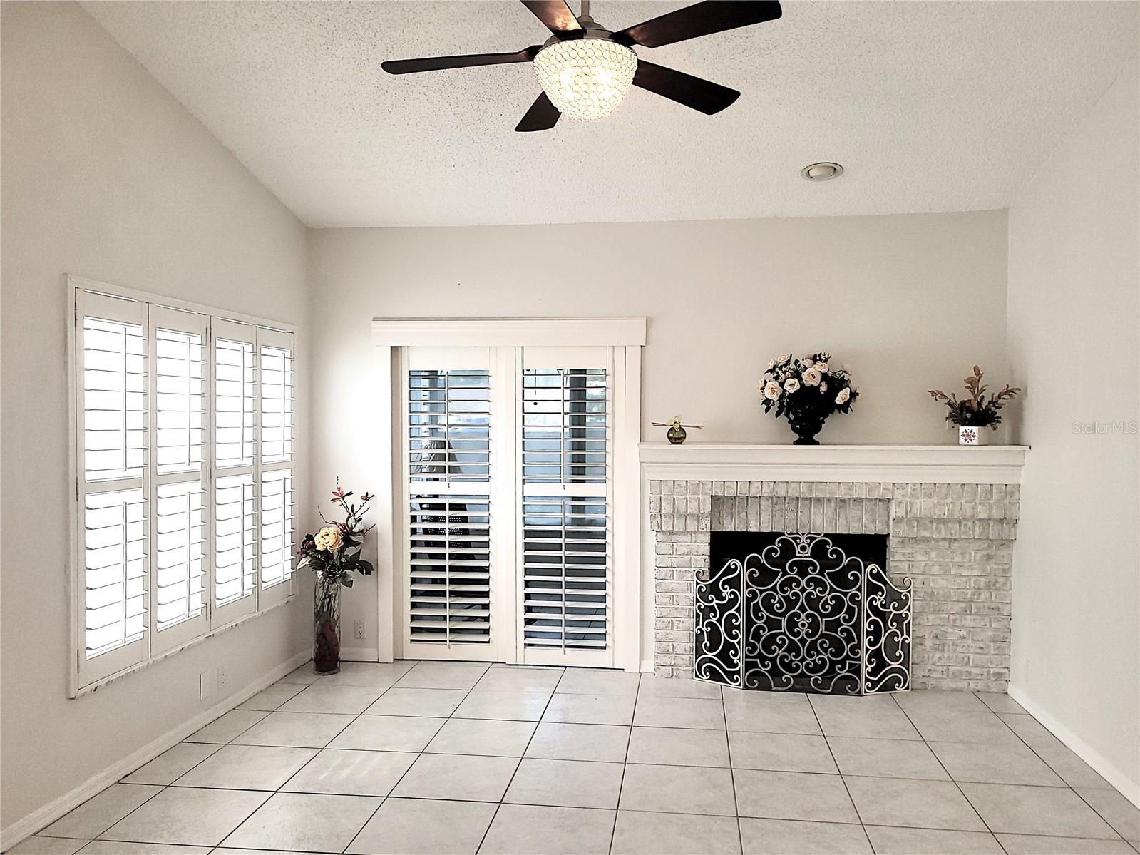 Image 16 of 60 For 2905 Featherstone Drive