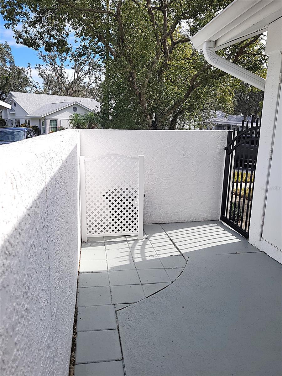 Image 33 of 60 For 2905 Featherstone Drive