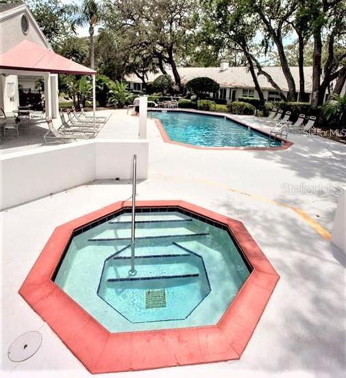 Image 7 of 60 For 2905 Featherstone Drive