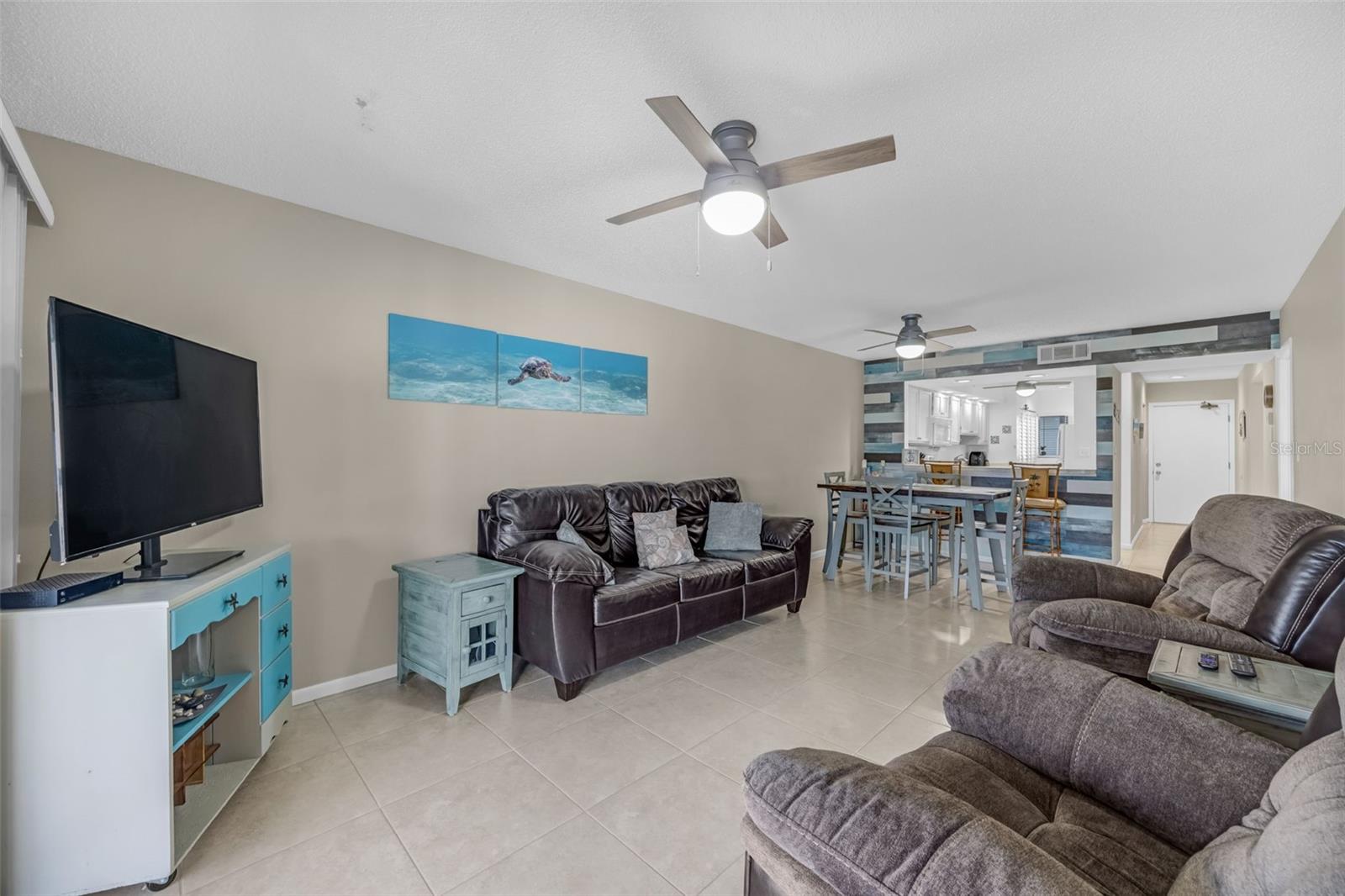 Image 16 of 47 For 803 Bahia Del Sol Drive B