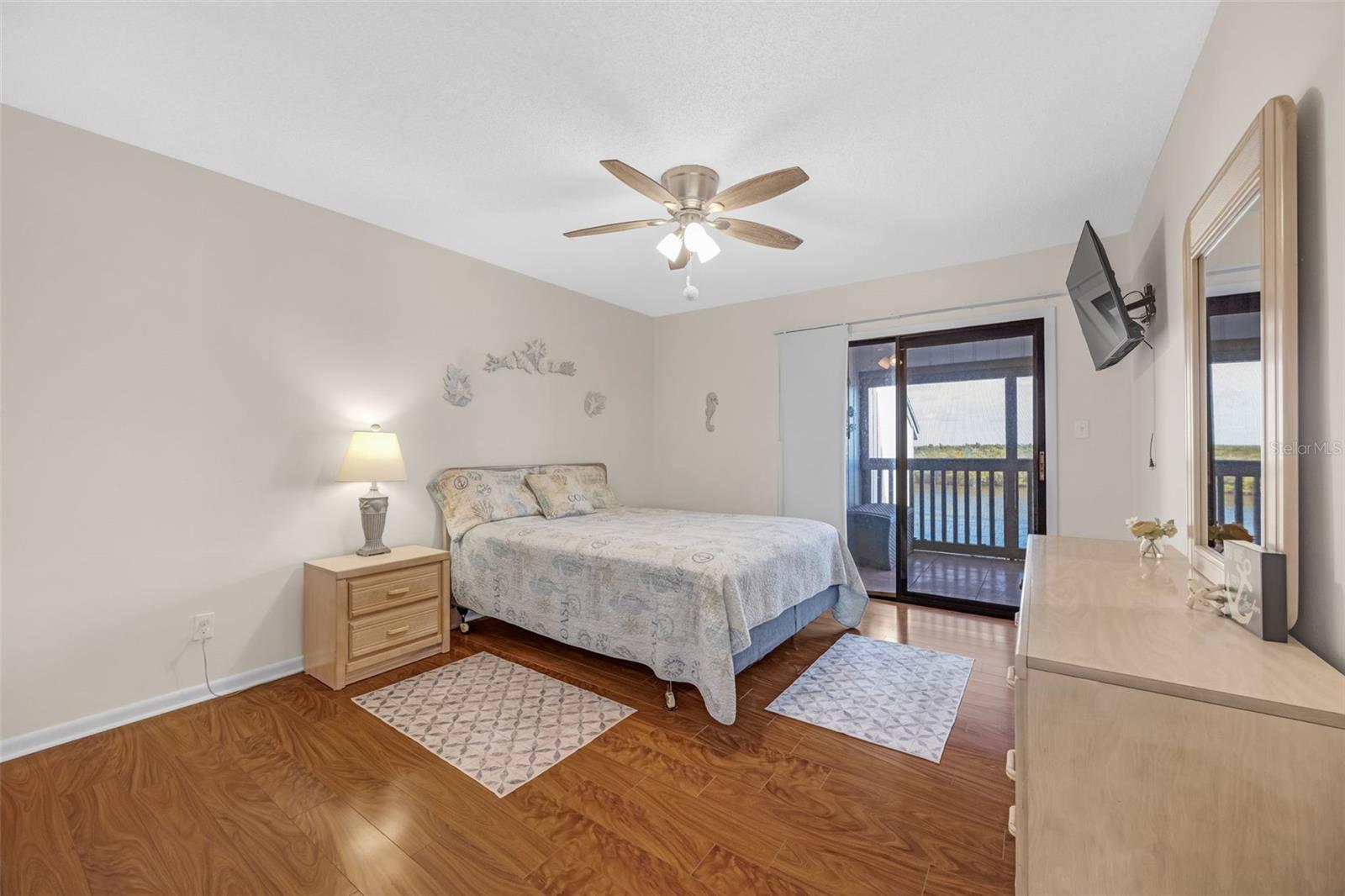 Image 19 of 47 For 803 Bahia Del Sol Drive B