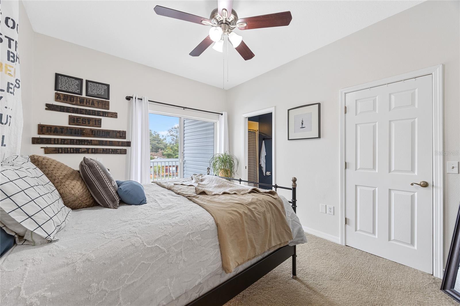 Image 14 of 31 For 5304 Terraza Court