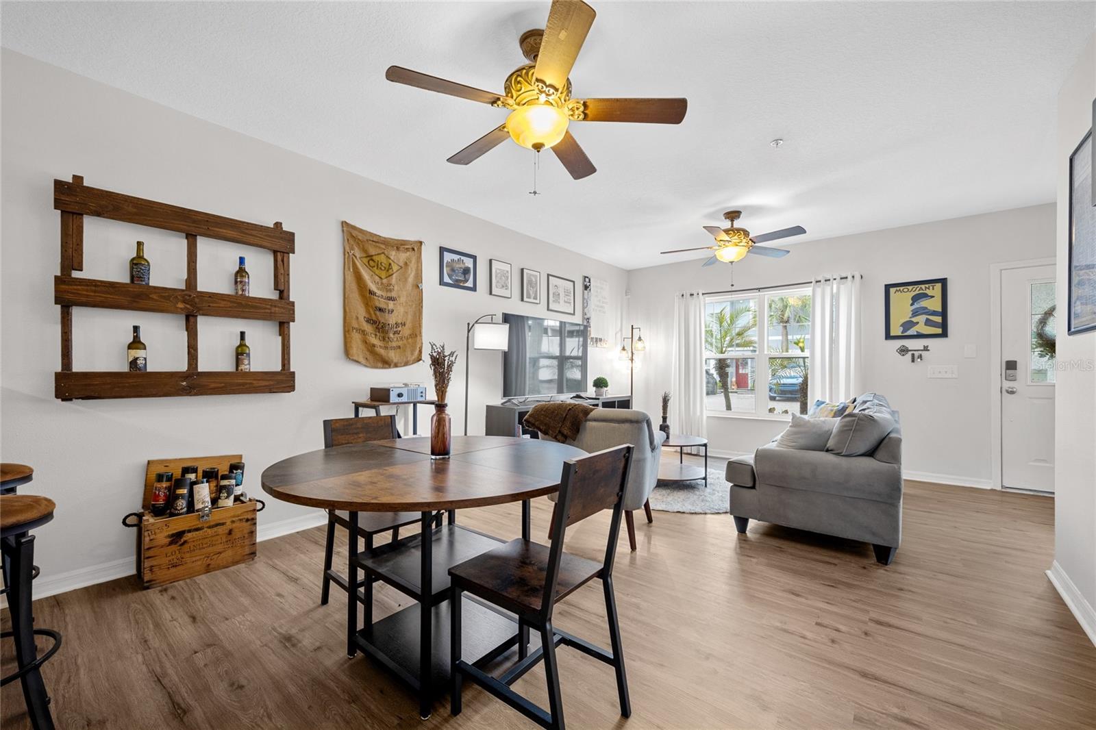 Image 7 of 31 For 5304 Terraza Court