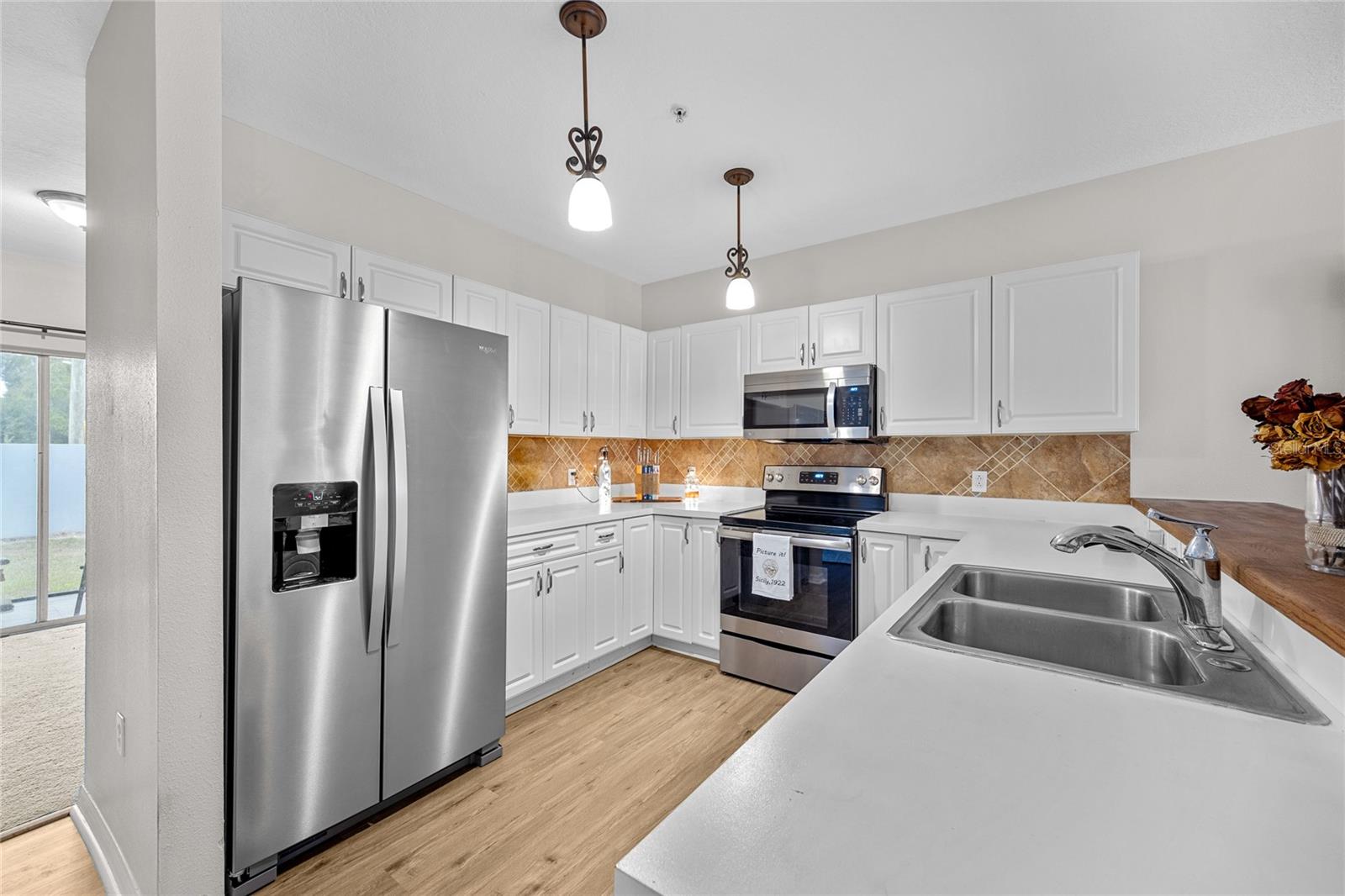 Image 8 of 31 For 5304 Terraza Court