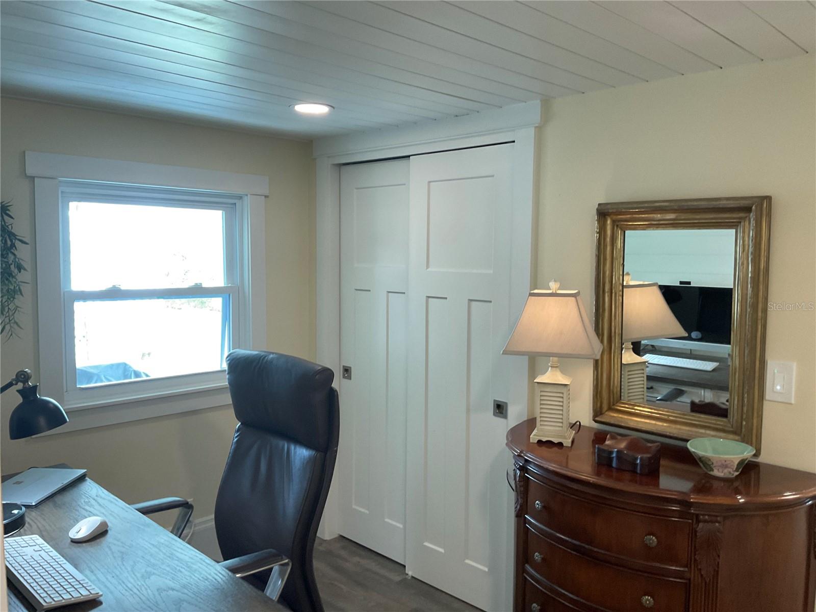 Listing photo id 13 for 18675 Us Highway 19 N 132