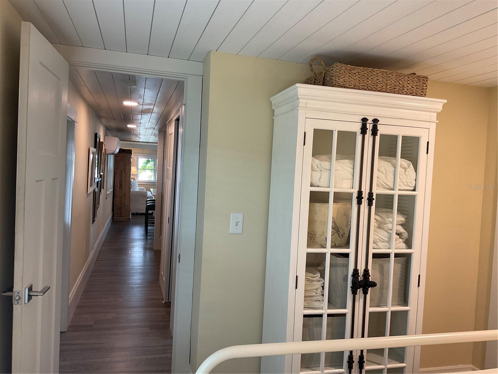 Listing photo id 19 for 18675 Us Highway 19 N 132