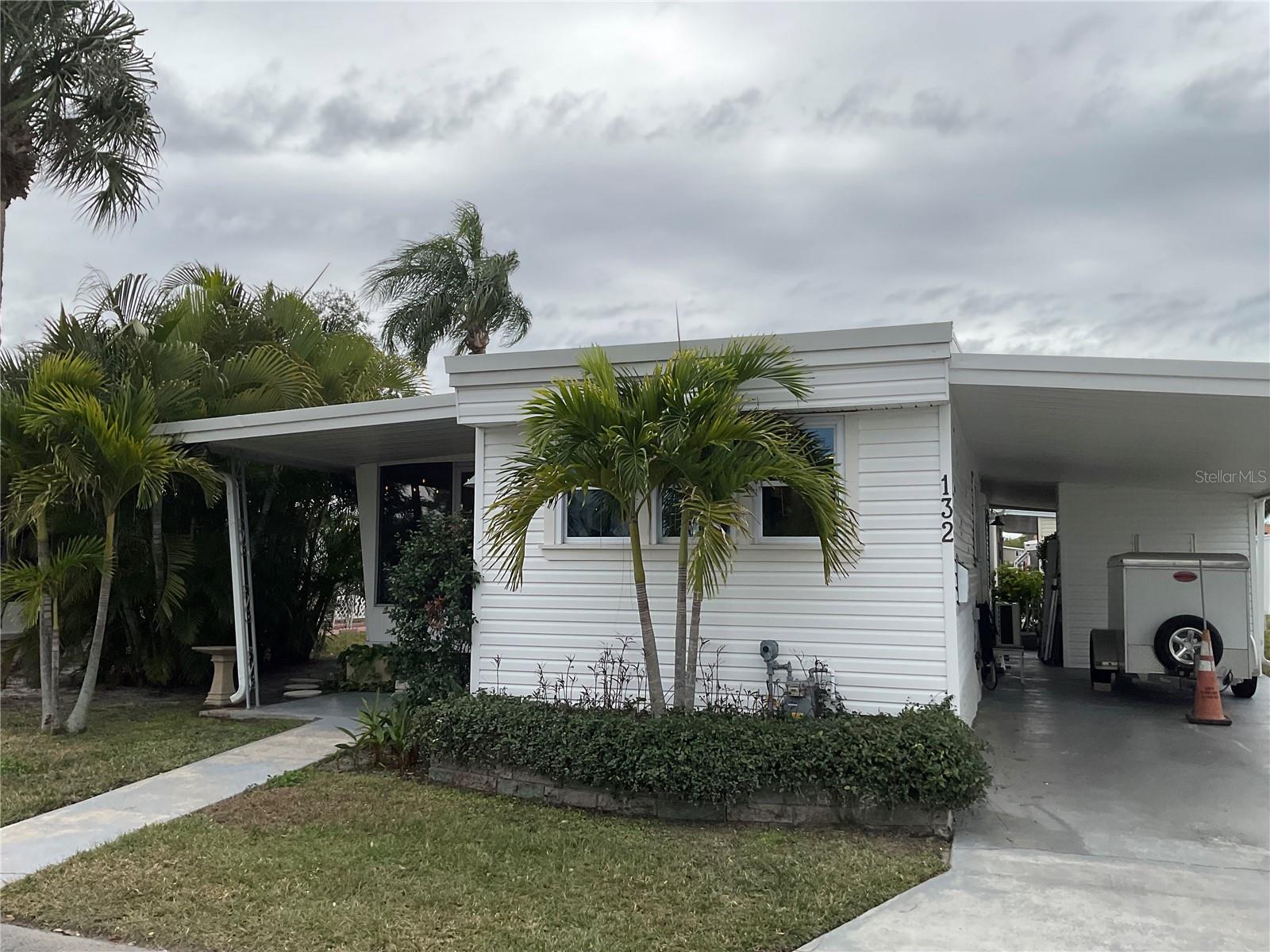 Listing photo id 36 for 18675 Us Highway 19 N 132