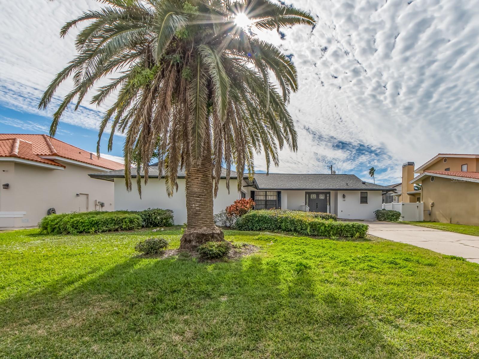 Details for 110 17th Street, BELLEAIR BEACH, FL 33786