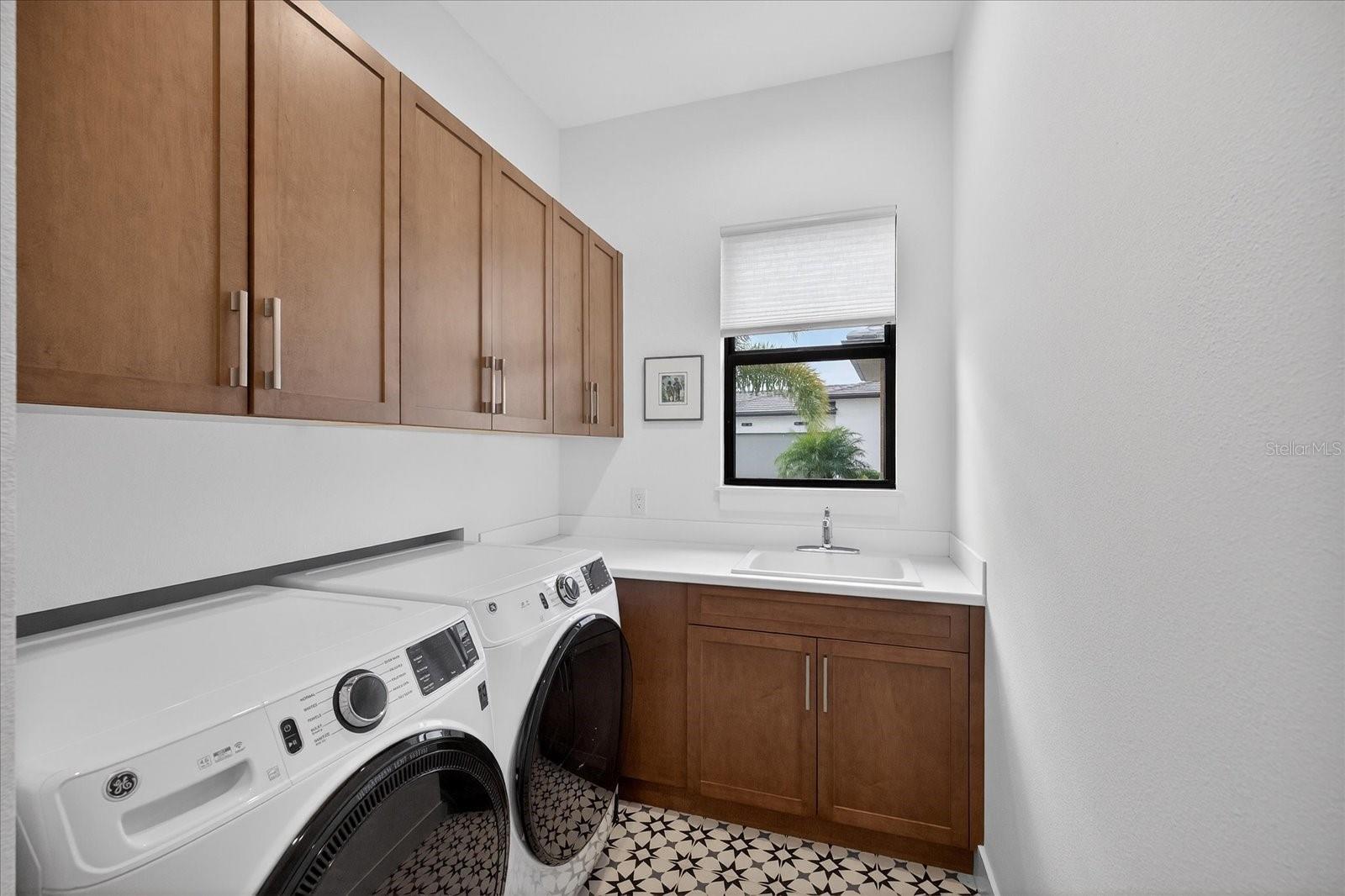 Image 54 of 100 For 4034 Butte Trail