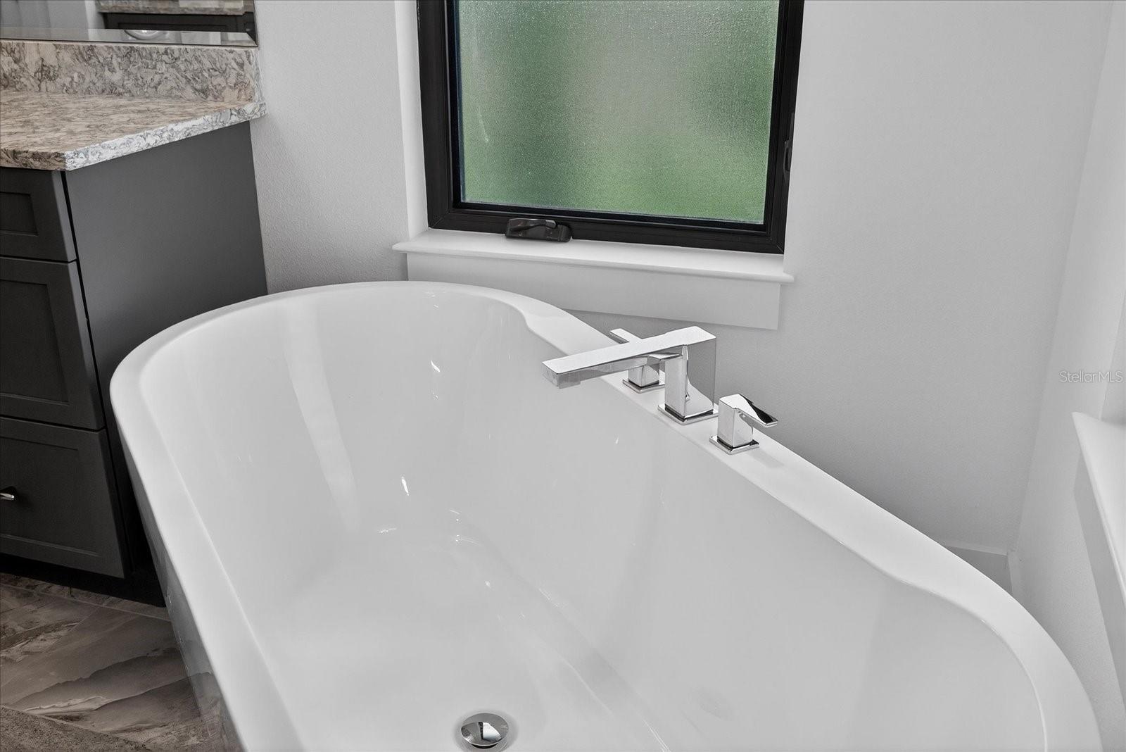 Image 63 of 100 For 4034 Butte Trail