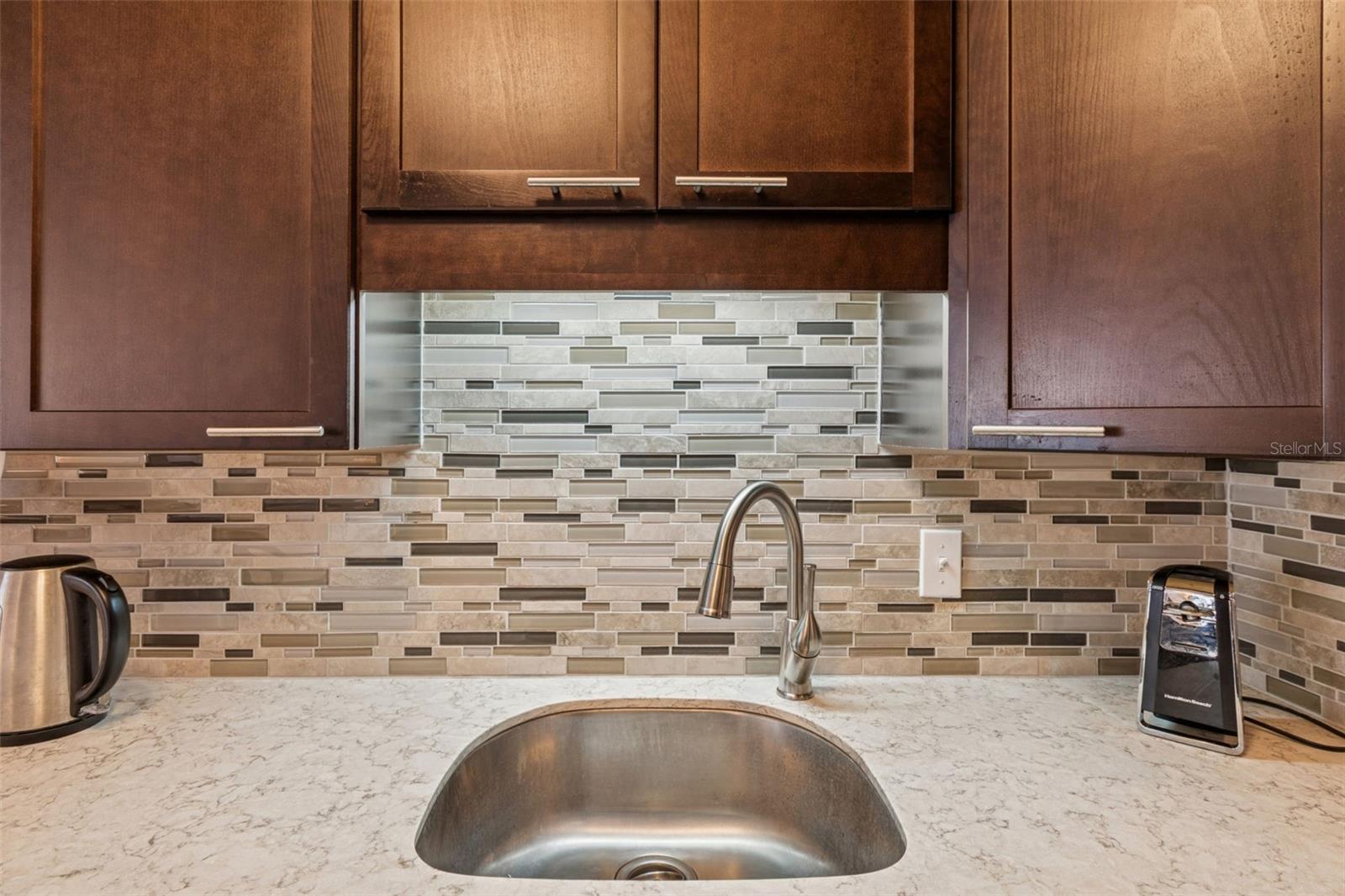 Image 16 of 91 For 2295 Mexican Way 21