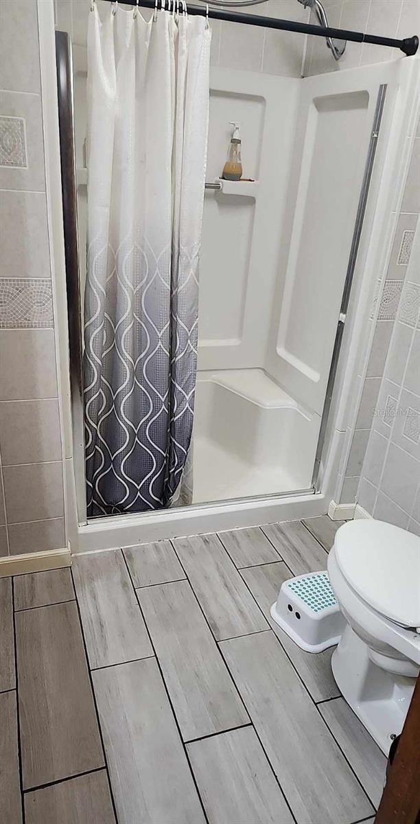 Image 8 of 22 For 4122 Rendale Drive