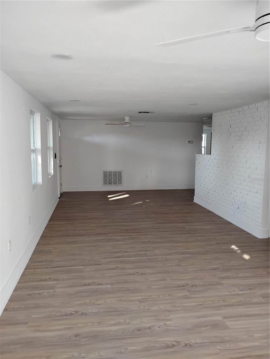 Image 10 of 24 For 11234 Areca Drive