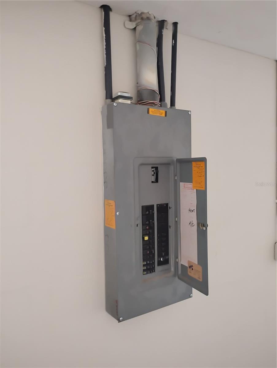 Image 15 of 24 For 11234 Areca Drive