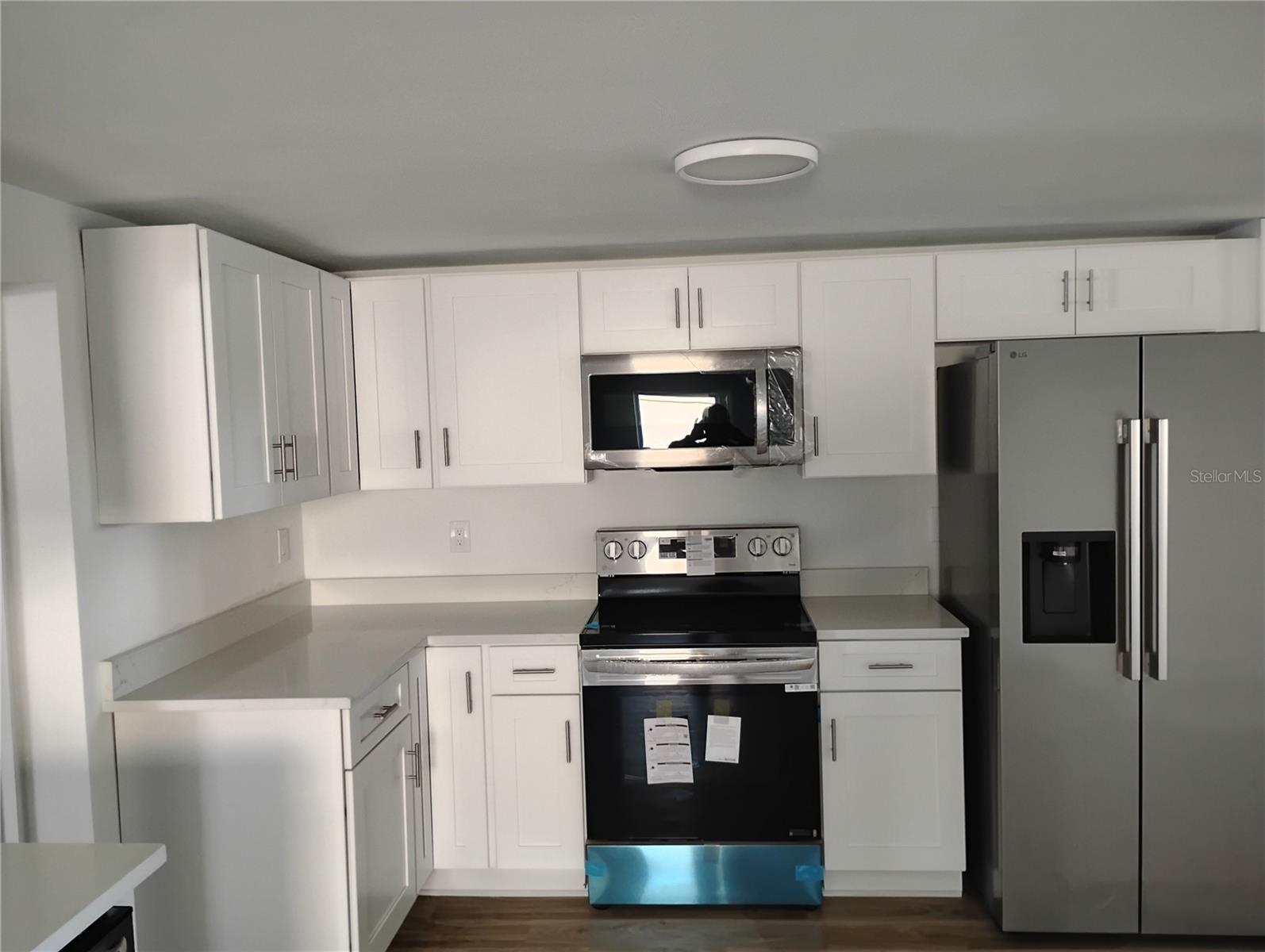 Image 4 of 24 For 11234 Areca Drive