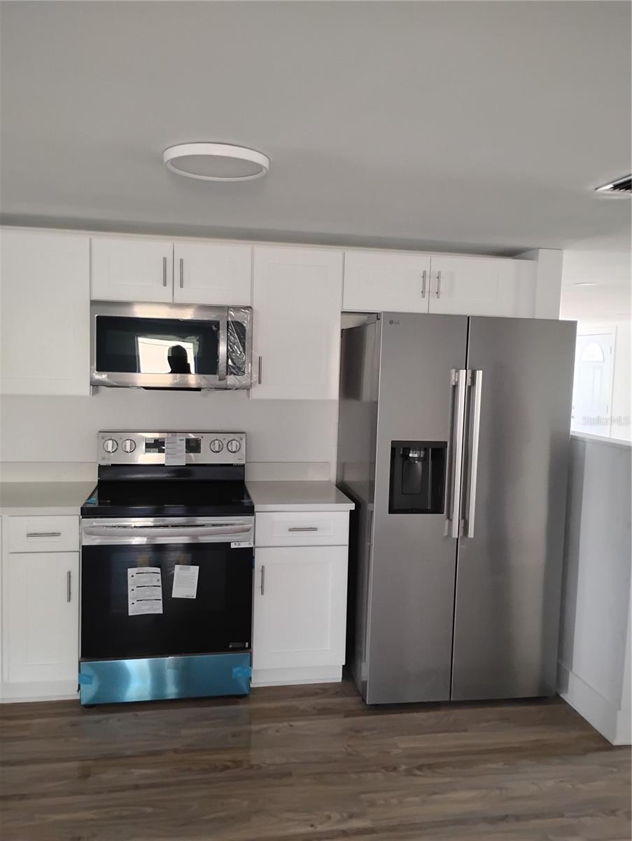 Image 5 of 24 For 11234 Areca Drive