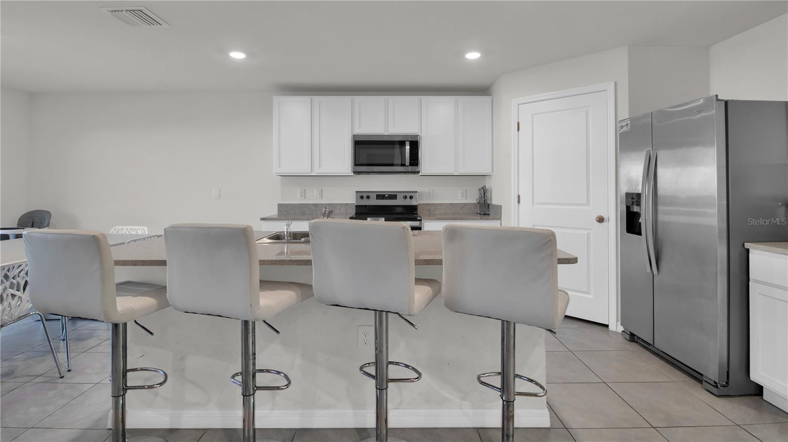 Image 14 of 34 For 16762 Carlton Pond Street