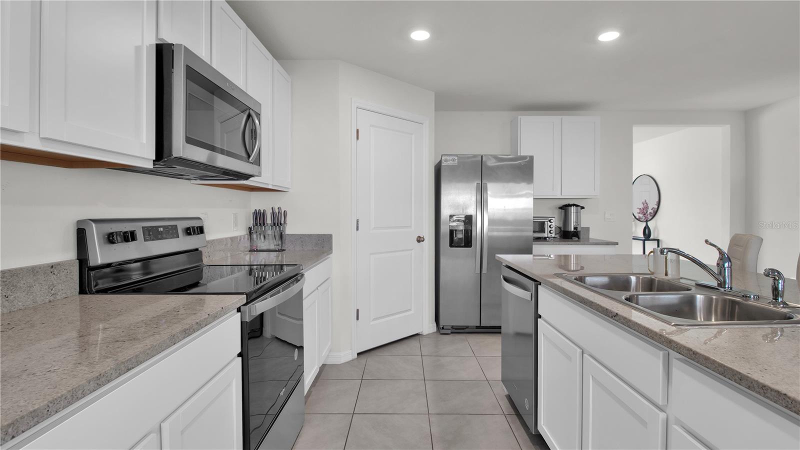 Image 16 of 34 For 16762 Carlton Pond Street