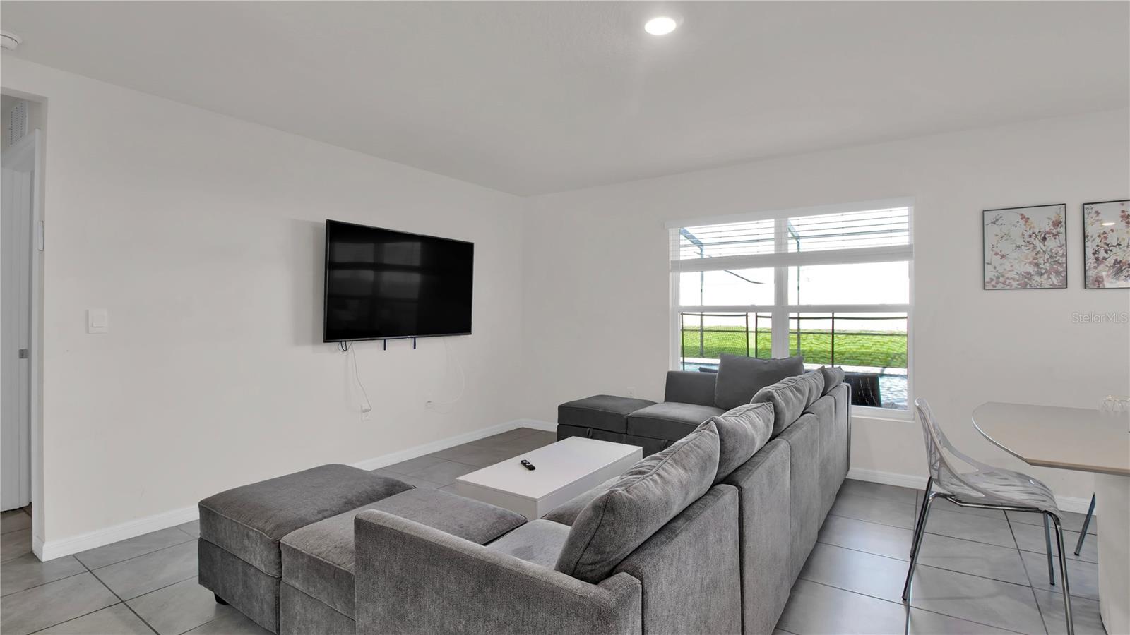 Image 18 of 34 For 16762 Carlton Pond Street