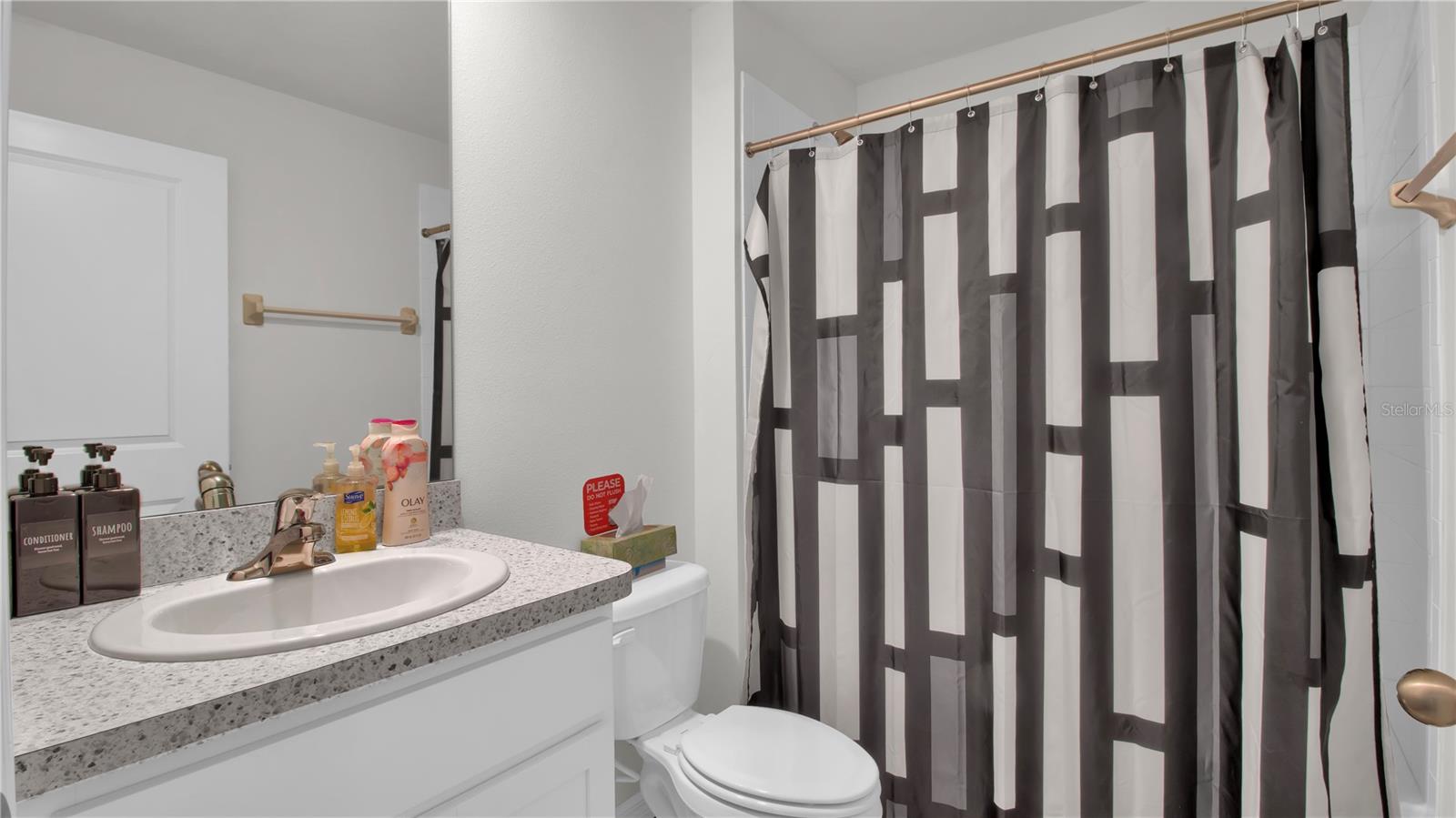 Image 23 of 34 For 16762 Carlton Pond Street